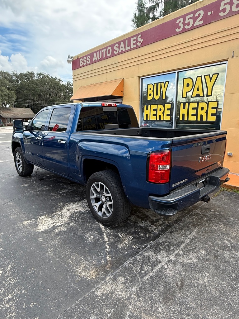 Photo 7 of this GMC SIERRA