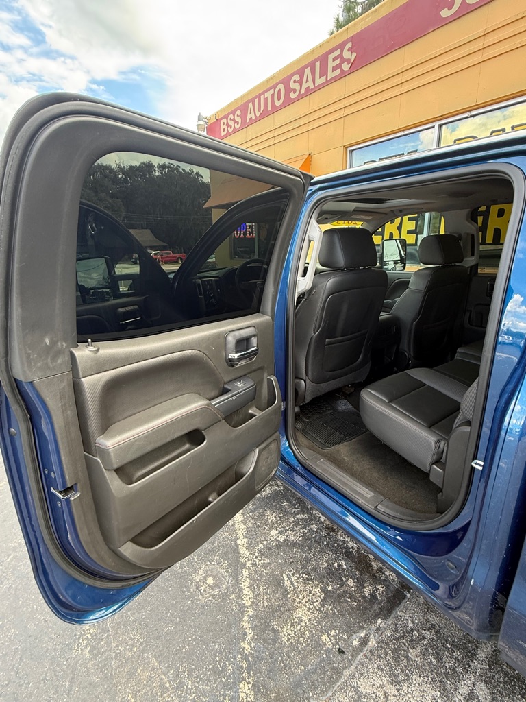 Photo 11 of this GMC SIERRA