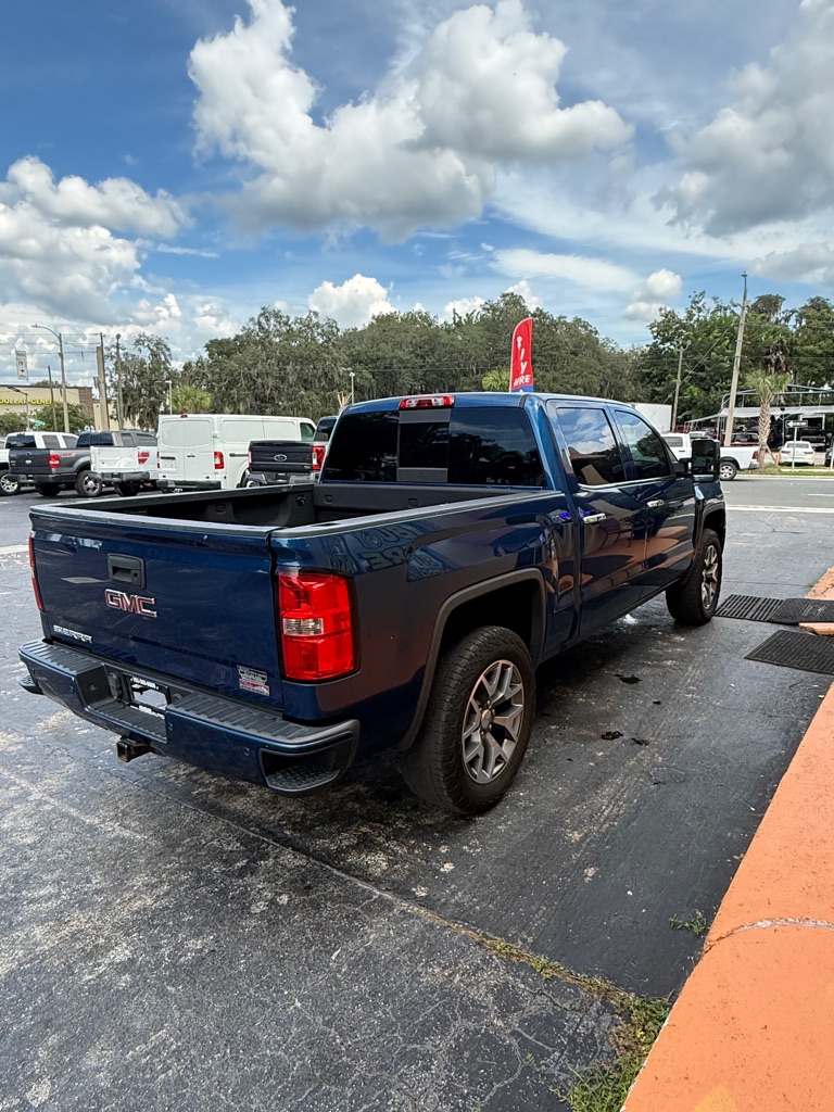 Photo 5 of this GMC SIERRA