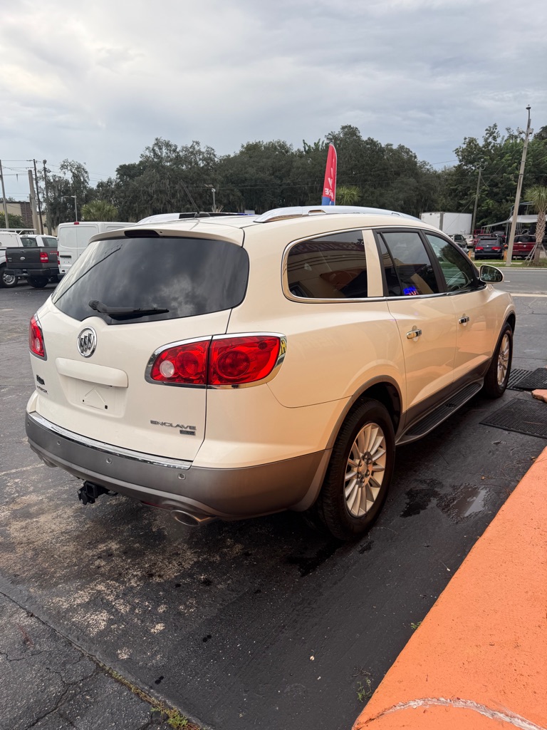 Photo 5 of this BUICK ENCLAVE