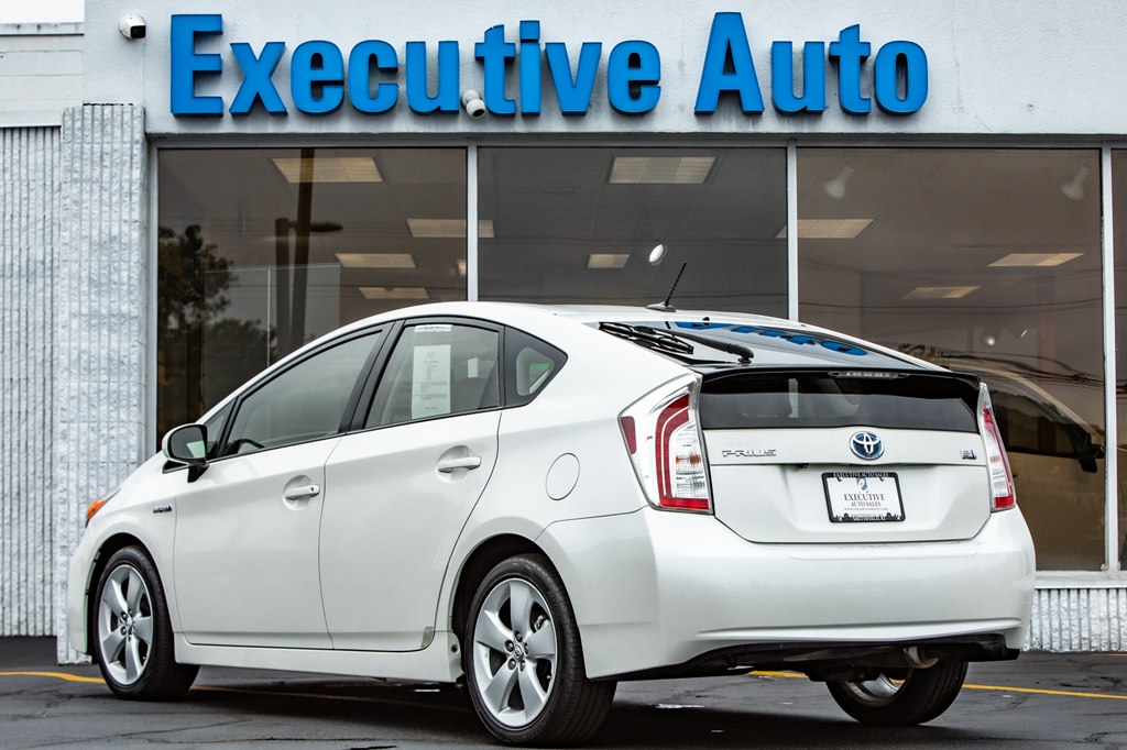 Photo 5 of this TOYOTA PRIUS