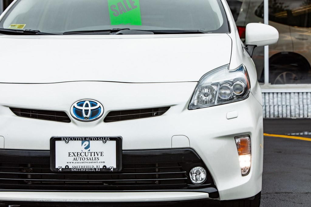 Photo 13 of this TOYOTA PRIUS