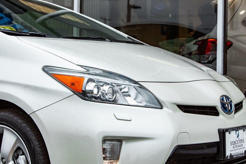 Photo 15 of this TOYOTA PRIUS