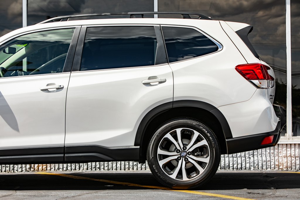 Photo 12 of this SUBARU FORESTER