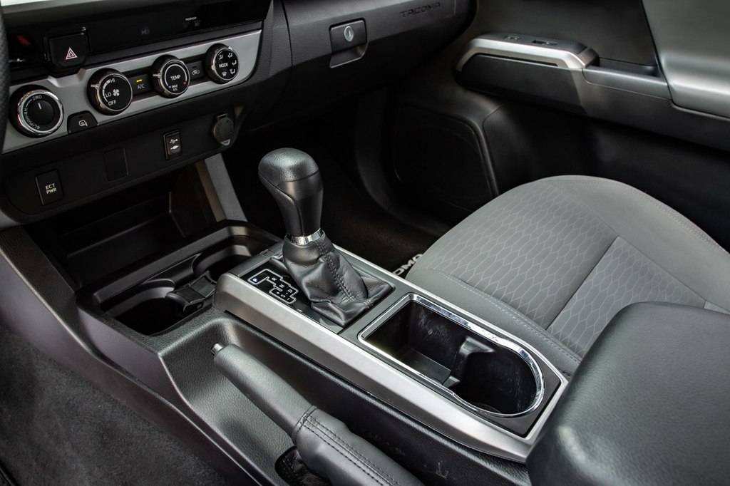 Photo 23 of this TOYOTA TACOMA