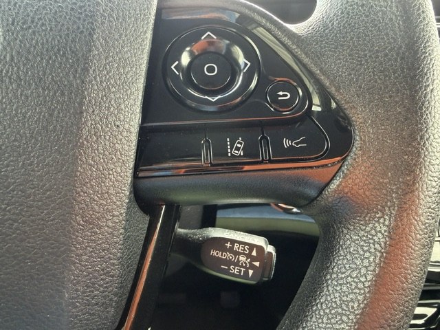 Photo 39 of this TOYOTA PRIUS