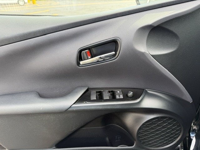 Photo 10 of this TOYOTA PRIUS