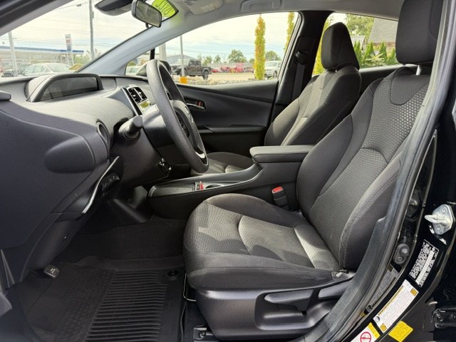 Photo 9 of this TOYOTA PRIUS