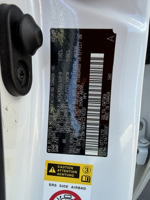 Photo 24 of this LEXUS RX