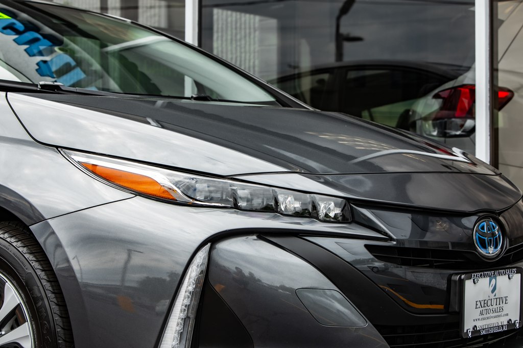 Photo 15 of this TOYOTA PRIUS PRIME