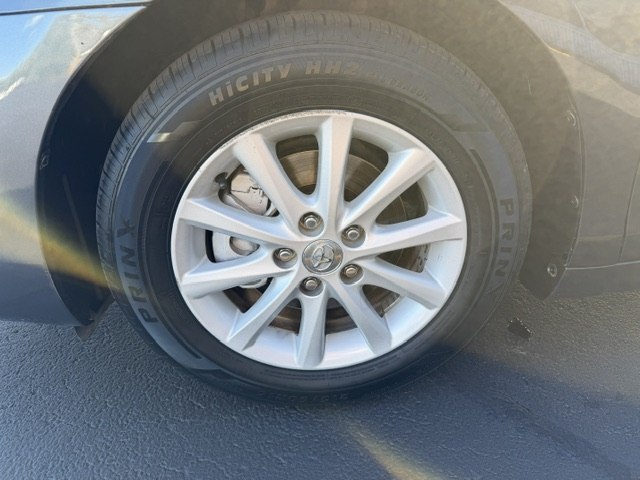 Photo 7 of this TOYOTA CAMRY