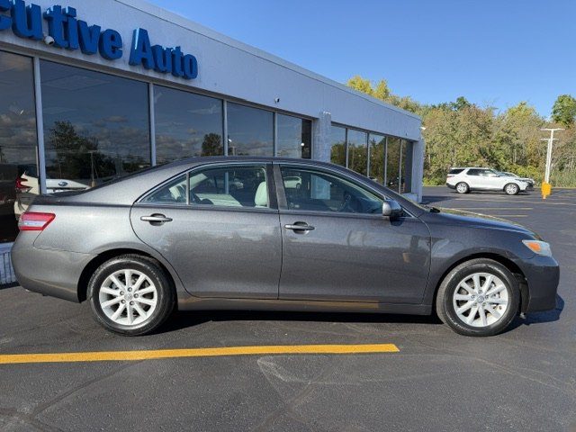 Photo 2 of this TOYOTA CAMRY