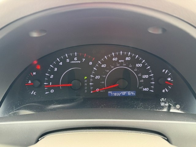 Photo 13 of this TOYOTA CAMRY