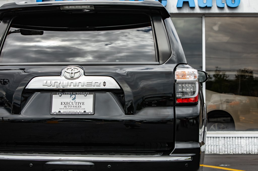 Photo 14 of this TOYOTA 4RUNNER