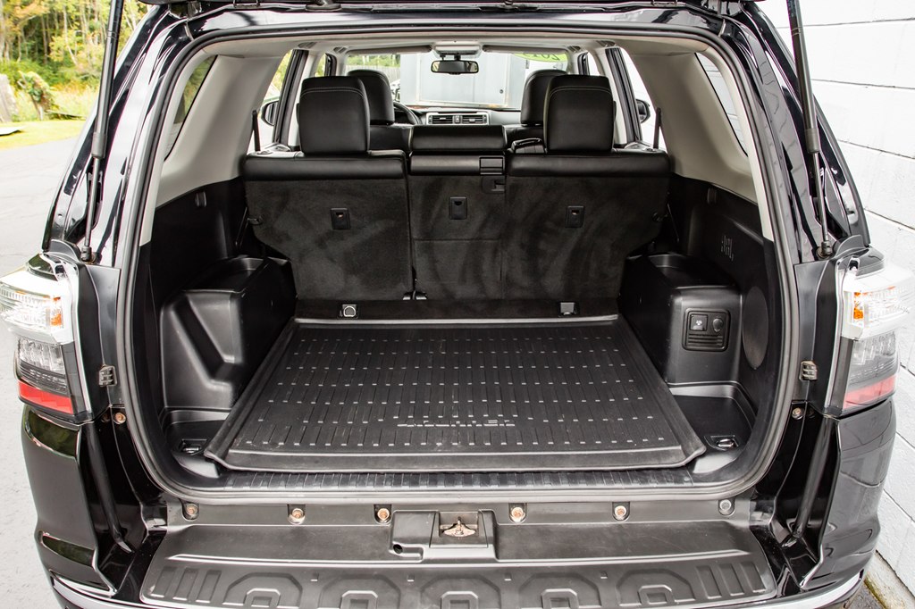 Photo 29 of this TOYOTA 4RUNNER