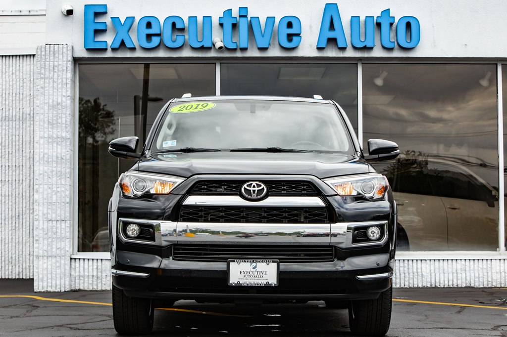 Photo 2 of this TOYOTA 4RUNNER
