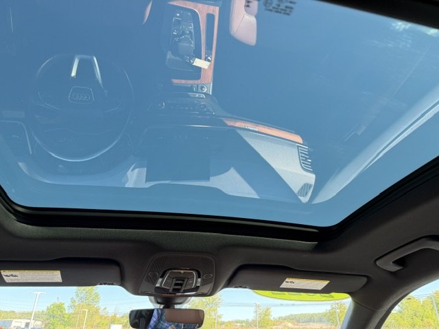 Photo 13 of this AUDI Q5