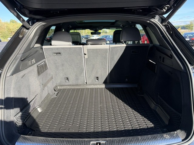 Photo 12 of this AUDI SQ5