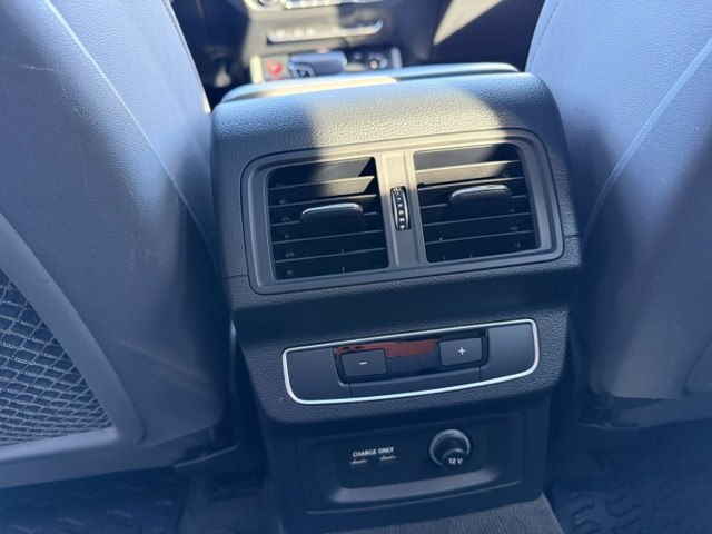 Photo 15 of this AUDI SQ5