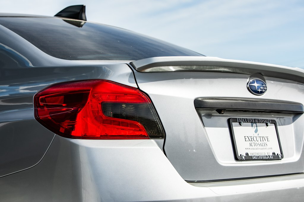Photo 16 of this SUBARU WRX