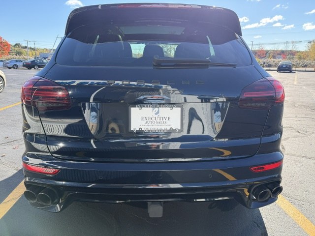 Photo 3 of this PORSCHE CAYENNE