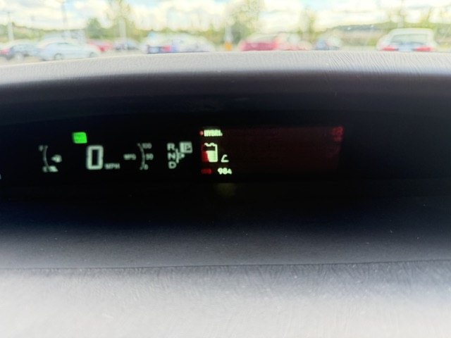 Photo 14 of this TOYOTA PRIUS