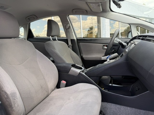 Photo 13 of this TOYOTA PRIUS