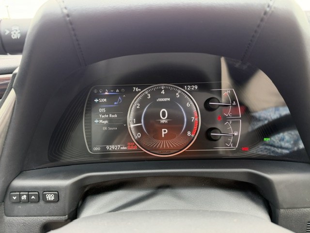 Photo 15 of this LEXUS ES