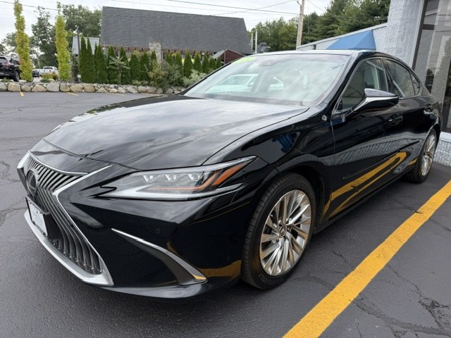 Photo 5 of this LEXUS ES