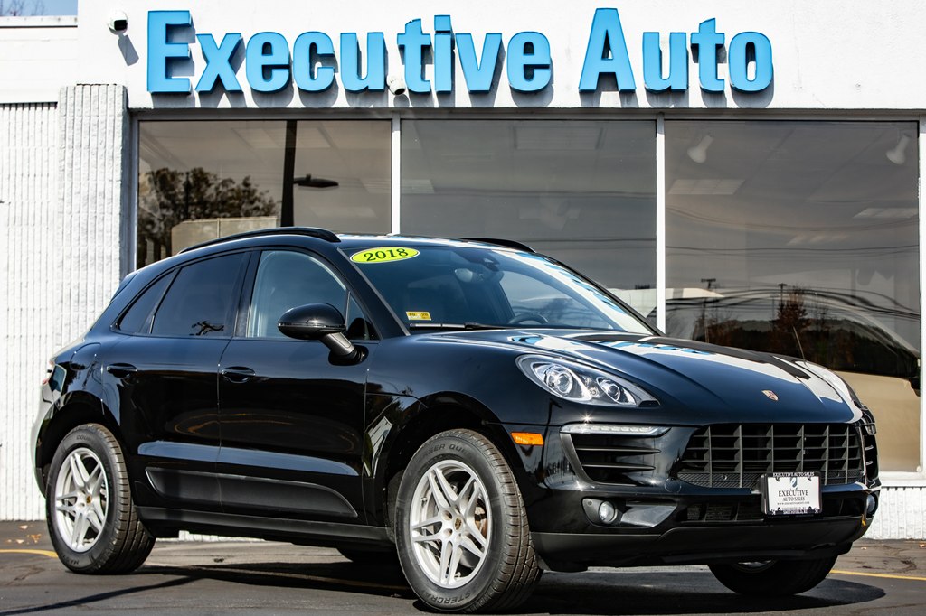 2018 PORSCHE MACAN