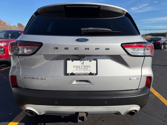 Photo 3 of this FORD ESCAPE