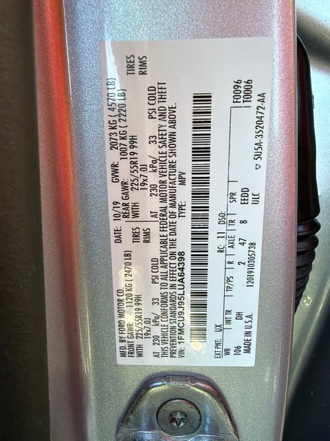 Photo 27 of this FORD ESCAPE