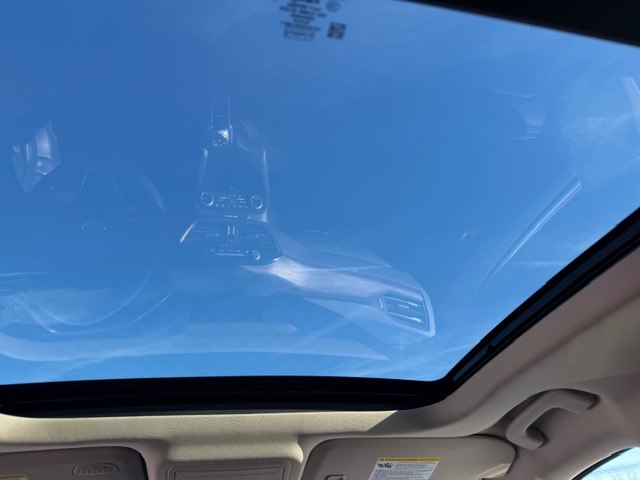 Photo 15 of this FORD ESCAPE