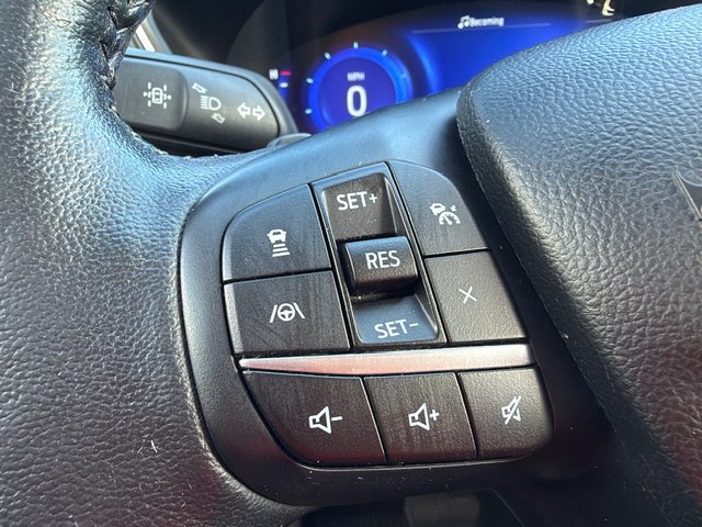 Photo 25 of this FORD ESCAPE