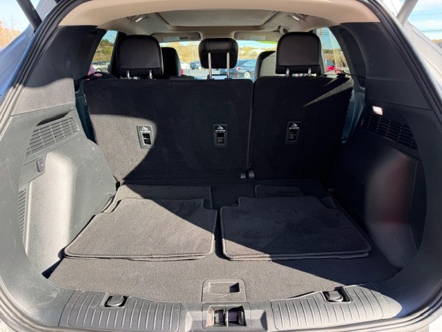 Photo 16 of this FORD ESCAPE