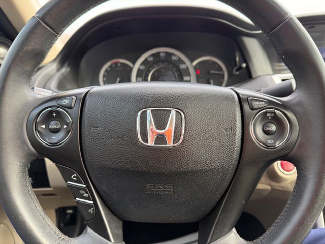 Photo 15 of this HONDA ACCORD