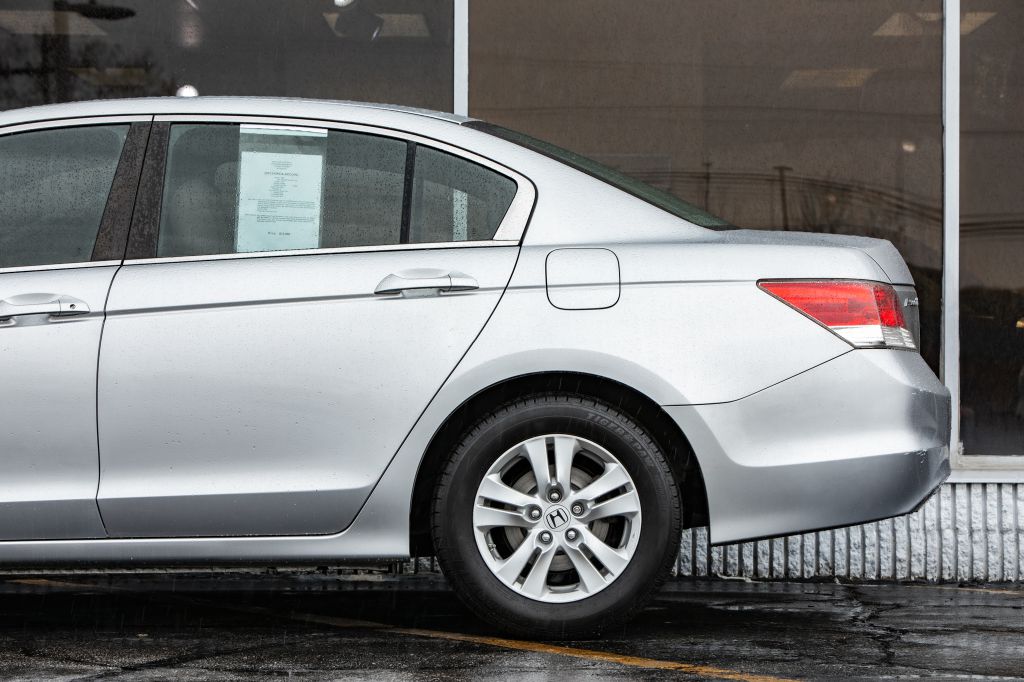 Photo 12 of this HONDA ACCORD