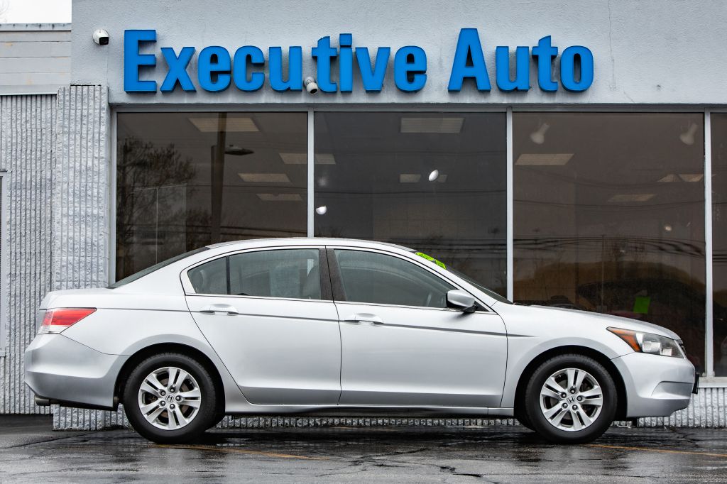 Photo 8 of this HONDA ACCORD