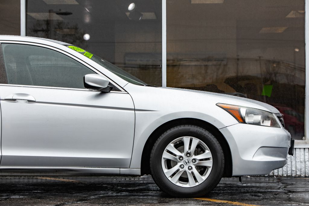 Photo 10 of this HONDA ACCORD