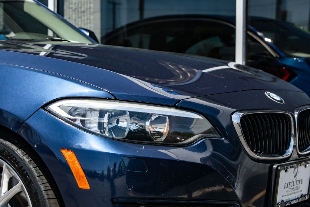 Photo 15 of this BMW 228