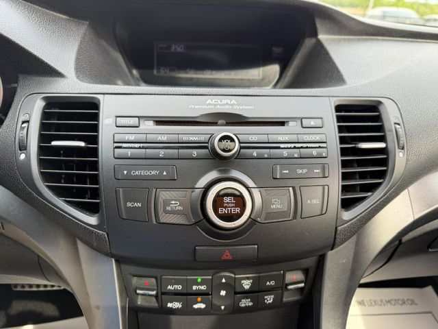 Photo 16 of this ACURA TSX