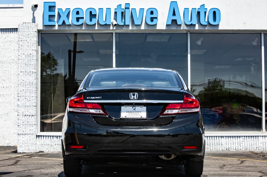 Photo 6 of this HONDA CIVIC