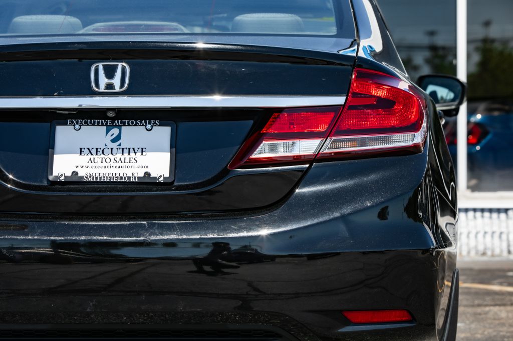 Photo 14 of this HONDA CIVIC