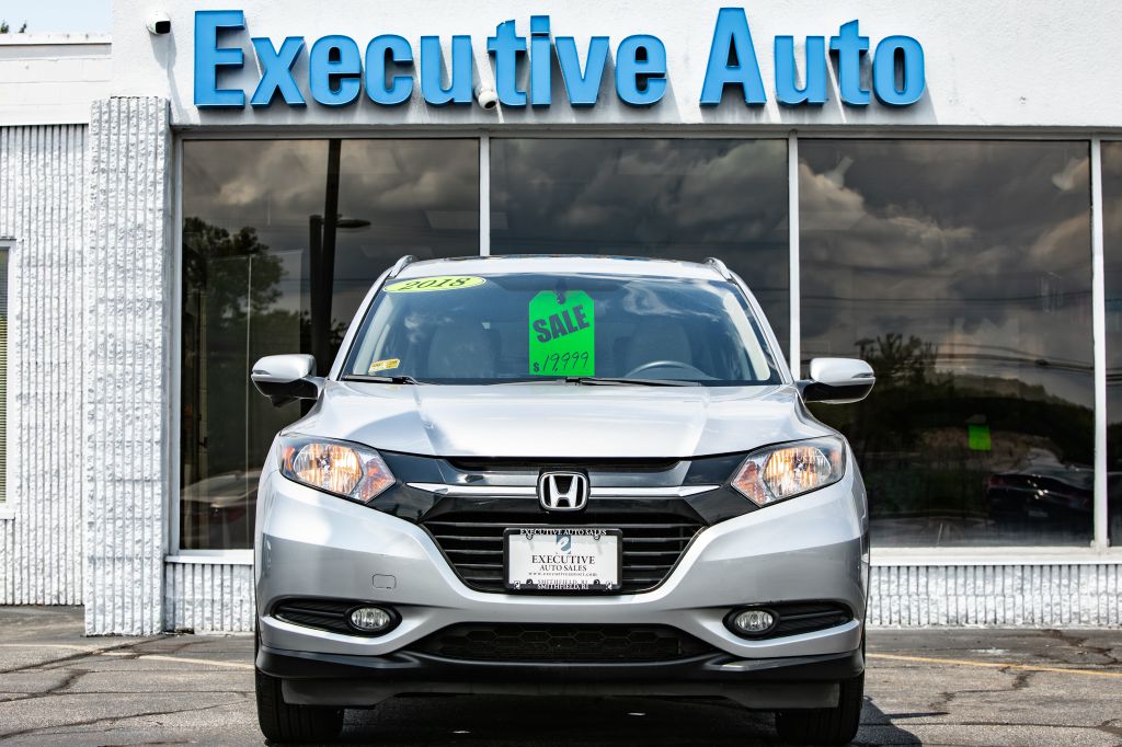 Photo 2 of this HONDA HR-V