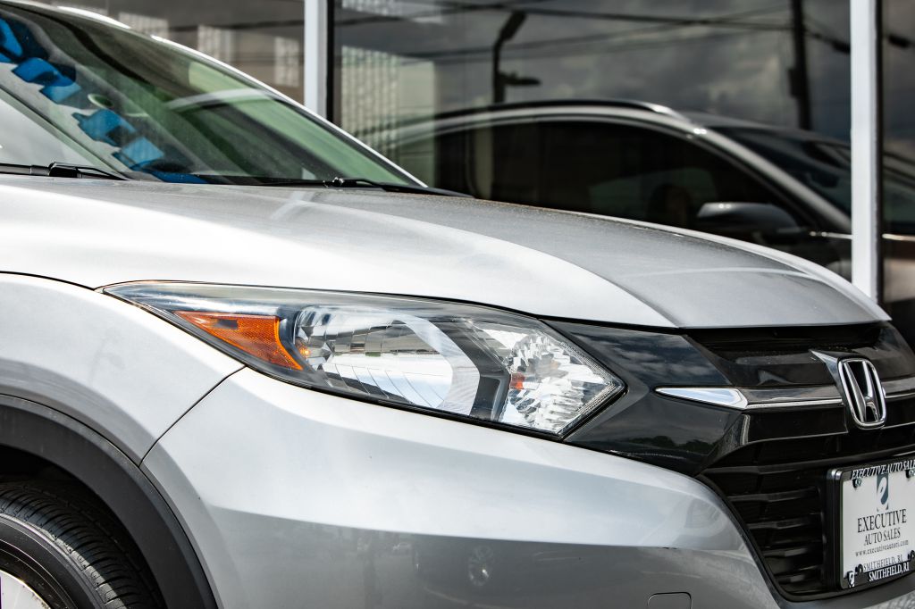 Photo 15 of this HONDA HR-V