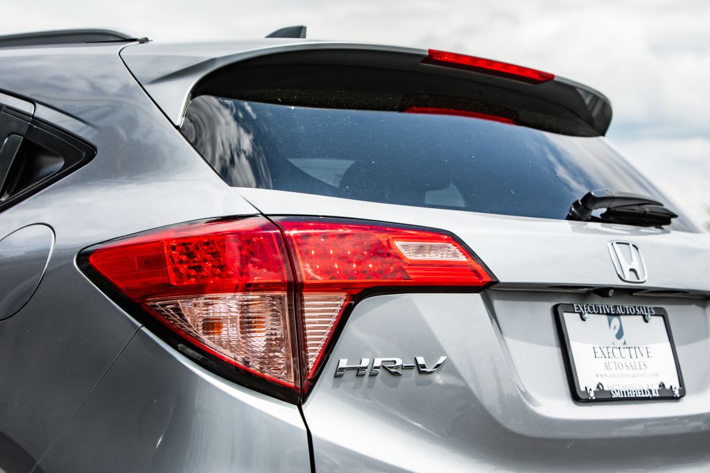 Photo 16 of this HONDA HR-V
