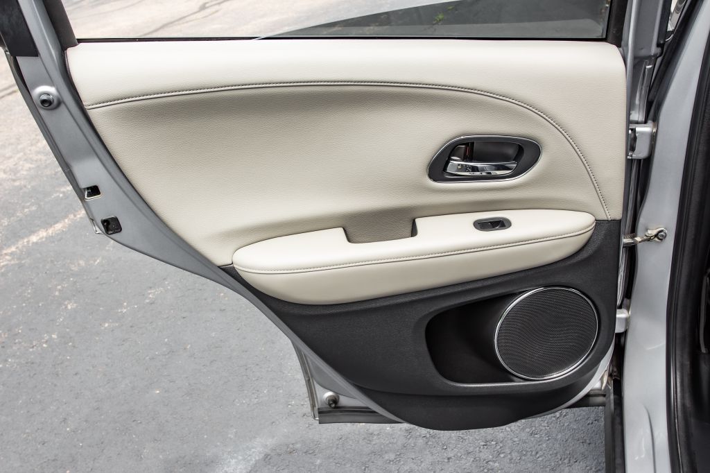 Photo 28 of this HONDA HR-V