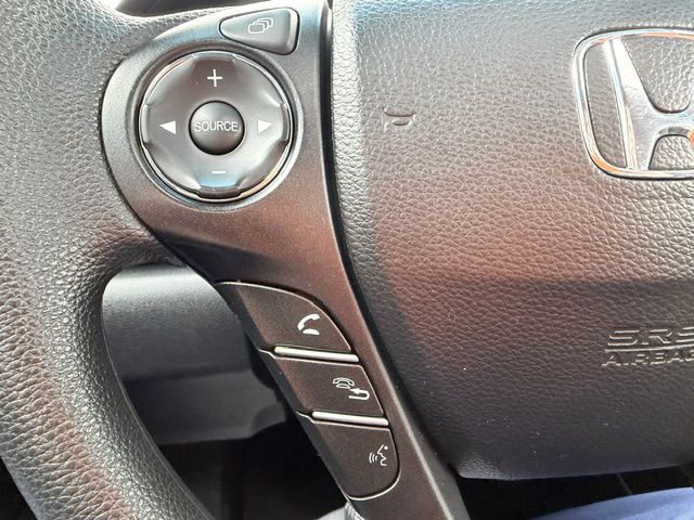 Photo 17 of this HONDA ACCORD