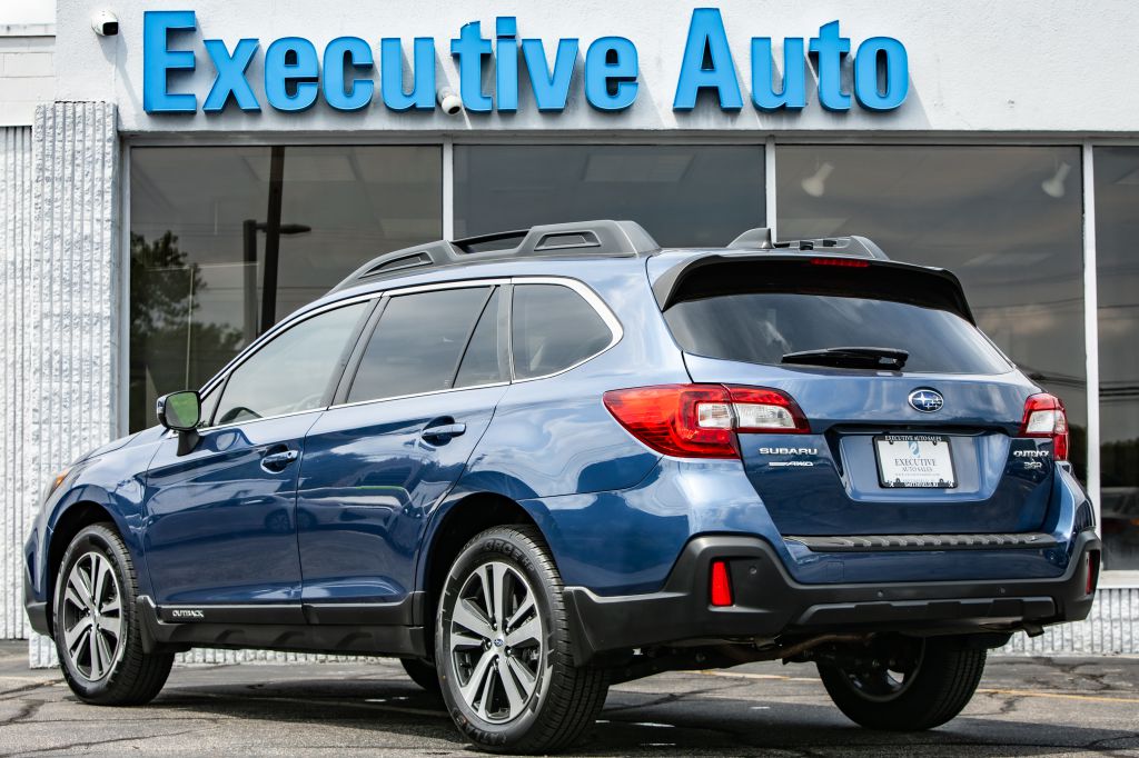 Photo 5 of this SUBARU OUTBACK