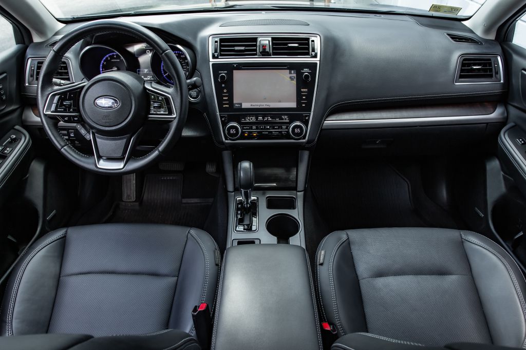 Photo 18 of this SUBARU OUTBACK